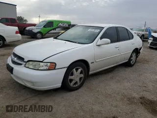 2001 Nissan Altima GXE with VIN 1N4DL01D11C217248, listed as a Copart auction lot 44970815 with 148,005 mi miles and Salvage Title. Bid and sale history available at carsss.com. Image 1.