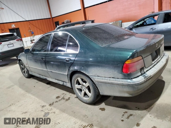 2000 BMW 5 Series 528iA with VIN WBADM6349YGU17950, listed as a Copart auction lot 84506464 with 209,318 mi miles and Salvage Title. Bid and sale history available at carsss.com. Image 2.
