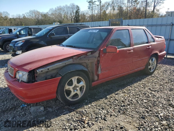1999 Volvo S70 z VIN YV1LS53D4X1591564, wystawiony jako Copart lot #85582714 z przebiegiem 216 866 mil mil oraz Szkoda całkowita • Salvage title. Historia ofert i sprzedaży dostępna na DreamBid. Obrazek 1.