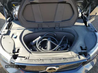 2022 Volvo XC40 Twin Plus z VIN YV4ED3UR8N2656606, wystawiony jako Copart lot #45480425 z przebiegiem 24 494 mil mil oraz Szkoda całkowita • Salvage title. Historia ofert i sprzedaży dostępna na DreamBid. Obrazek 12.
