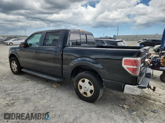 2014 Ford F-150 XL with VIN 1FTEW1CM3EFA71514, listed as a Copart auction lot 62580005 with 331,465 mi miles and Clean title. Bid and sale history available at DreamBid. Image 2.