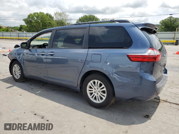 2017 Toyota Sienna XLE Auto Access Seat with VIN 5TDYZ3DC3HS868727, listed as a Copart auction lot 61308185 with 87,927 mi miles and Salvage title. Bid and sale history available at DreamBid. Image 2.
