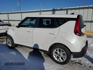 2022 Kia Soul LX with VIN KNDJ23AU9N7804782, listed as a Copart auction lot 88749865 with 24,719 mi miles and Salvage Title. Bid and sale history available at carsss.com. Image 2.