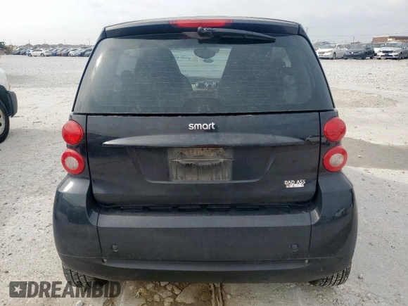 2011 Smart fortwo Pure with VIN WMEEJ3BA4BK447028, listed as a Copart auction lot 57359265 with 84,657 mi miles and Clean title. Bid and sale history available at DreamBid. Image 6.