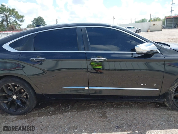 2014 Chevrolet Impala LTZ with VIN 1G1155S34EU145366, listed as a IAAI auction lot 41880712 with 171,000 mi miles. Bid and sale history available at carsss.com. Image 13.