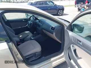 2013 Volkswagen Jetta S with VIN 3VW2K7AJ2DM293595, listed as a IAAI auction lot 42169064 with 138,906 mi miles and . Bid and sale history available at DreamBid. Image 5.