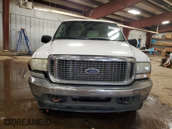2004 Ford Excursion XLT with VIN 1FMNU41S94EB68872, listed as a Copart auction lot 85883684 with 313,211 mi miles and Clean Title. Bid and sale history available at DreamBid. Image 5.