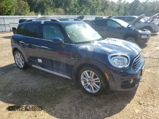 2017 MINI Countryman Cooper with VIN WMZYS7C36H3E07121, listed as a Copart auction lot 75053334 with 70,131 mi miles and Salvage Title. Bid and sale history available at carsss.com. Image 4.