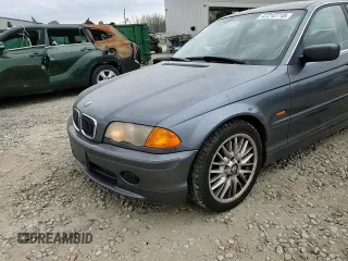 2001 BMW 3 Series 330i with VIN WBAAV53401FT01378, listed as a Copart auction lot 47212715 with 185,463 mi miles and Salvage Title. Bid and sale history available at carsss.com. Image 11.