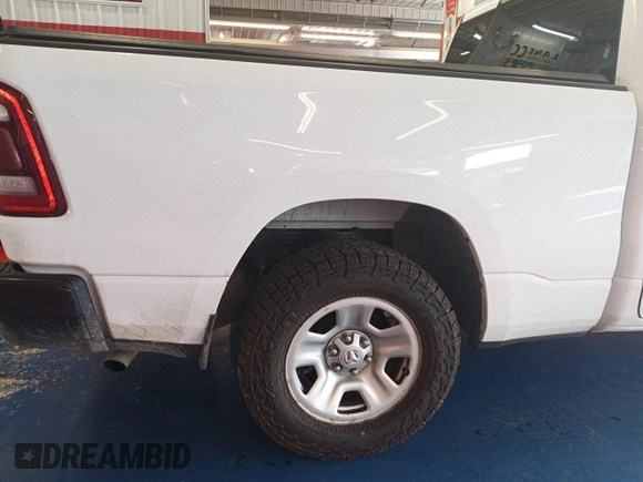 2020 Ram 1500 Tradesman with VIN 1C6RRFCG8LN262940, listed as a IAAI auction lot 42679267 with 170,316 mi miles and . Bid and sale history available at DreamBid. Image 1.