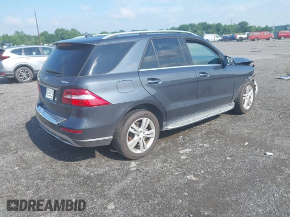 2015 Mercedes-Benz M 350 with VIN 4JGDA5HB9FA522206, listed as a IAAI auction lot 42634089 with 120,000 mi miles and . Bid and sale history available at DreamBid. Image 4.