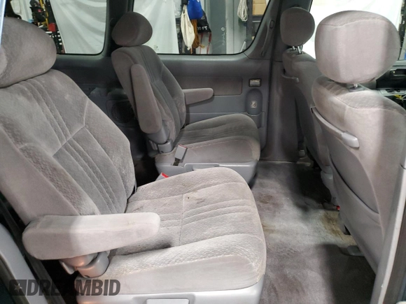 2003 Toyota Sienna CE with VIN 4T3ZF19C13U512777, listed as a Copart auction lot 46268535 with 293,221 mi miles and Clean Title. Bid and sale history available at carsss.com. Image 11.
