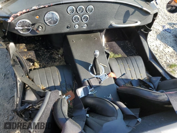 2022 Ford Mustang with VIN ME7700, listed as a Copart auction lot 71374354 with Not provided miles and Salvage title. Bid and sale history available at DreamBid. Image 8.