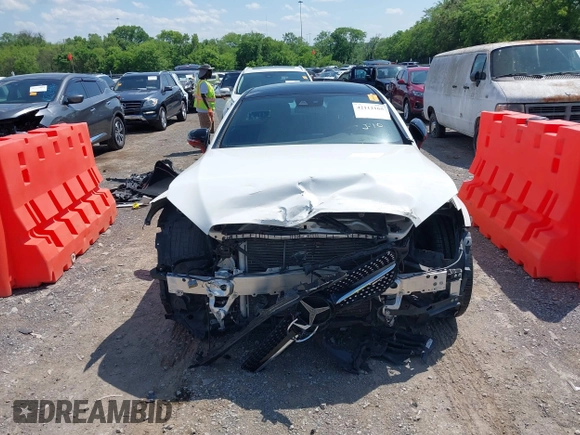 2018 Mercedes-Benz C 43 AMG z VIN WDDWJ6EB8JF755552, wystawiony jako IAAI lot #42112165 z przebiegiem 29 723 mil mil oraz . Historia ofert i sprzedaży dostępna na DreamBid. Obrazek 12.