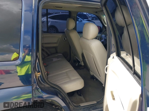 2006 Jeep Liberty Limited with VIN 1J4GK58K76W258866, listed as a IAAI auction lot 42532430 with 146,621 mi miles and . Bid and sale history available at DreamBid. Image 8.