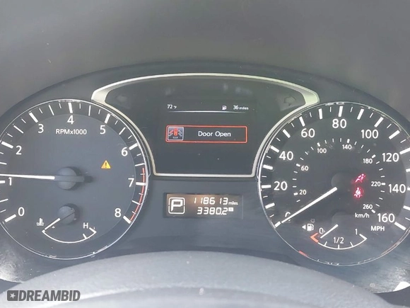 2015 Nissan Altima 2.5 S with VIN 1N4AL3AP0FC285126, listed as a IAAI auction lot 41629561 with 118,613 mi miles. Bid and sale history available at carsss.com. Image 7.