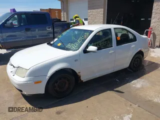 2001 Volkswagen Jetta с VIN 3VWRS29M21M049019, выставлен на аукционе IAAI как лот 42240253 с пробегом Не указан миль и . История ставок и продаж доступна на DreamBid. Изображение 2.