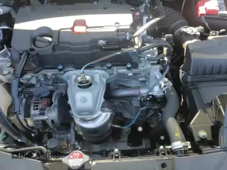 2025 Honda HR-V LX with VIN 3CZRZ1H3XSM753773, listed as a Copart auction lot 84481215 with 7,928 mi miles and Salvage title. Bid and sale history available at DreamBid. Image 14.