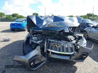 2023 Infiniti QX55 Luxe z VIN 3PCAJ5JR3PF106482, wystawiony jako IAAI lot #40831385 z przebiegiem 33 013 mil mil oraz . Historia ofert i sprzedaży dostępna na DreamBid. Obrazek 6.