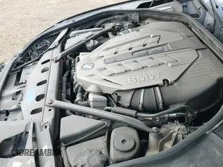 2012 BMW 7 Series 750Li xDrive с VIN WBAKC8C54CC437988, выставлен на аукционе IAAI как лот 43134693 с пробегом 210 344 миль миль и . История ставок и продаж доступна на DreamBid. Изображение 12.