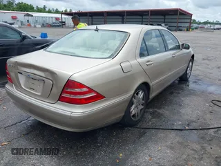 2001 Mercedes-Benz S 320/430/500 z VIN WDBNG70J71A174855, wystawiony jako IAAI lot #42036824 z przebiegiem Nie podano mil oraz . Historia ofert i sprzedaży dostępna na DreamBid. Obrazek 4.