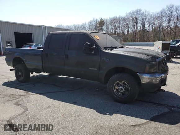 2004 Ford F-350 XL with VIN 1FTSW31PX4ED20407, listed as a Copart auction lot 54129335 with Not Provided miles and Non Repairable. Bid and sale history available at DreamBid. Image 4.