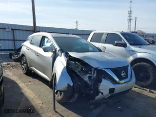 2015 Nissan Murano SL with VIN 5N1AZ2MG7FN237766, listed as a IAAI auction lot 40980798 with 151,699 mi miles. Bid and sale history available at carsss.com. Image 1.