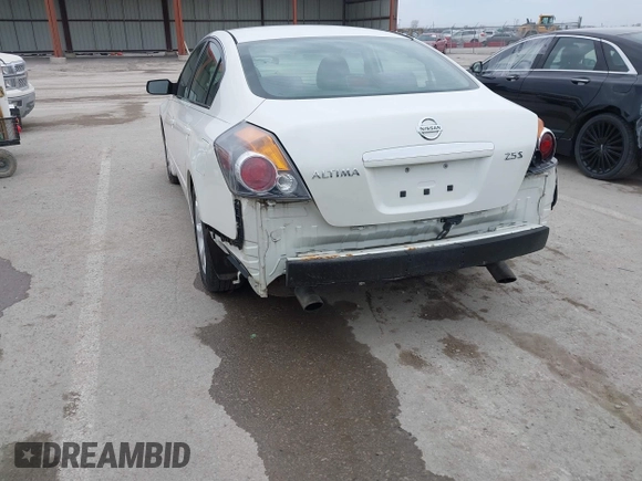 2009 Nissan Altima S z VIN 1N4AL21E99N499145, wystawiony jako IAAI lot #41689648 z przebiegiem 171 573 mil mil oraz . Historia ofert i sprzedaży dostępna na DreamBid. Obrazek 18.