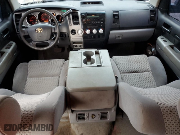 2008 Toyota Tundra z VIN 5TFET54188X027012, wystawiony jako Copart lot #51989545 z przebiegiem 168 349 mil mil oraz Czysty tytuł • Clean title. Historia ofert i sprzedaży dostępna na DreamBid. Obrazek 8.