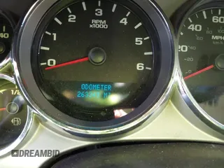 2007 Chevrolet Silverado 1500 LT w/1LT with VIN 2GCEC19J471652830, listed as a IAAI auction lot 41255935 with 263,345 mi miles. Bid and sale history available at carsss.com. Image 15.