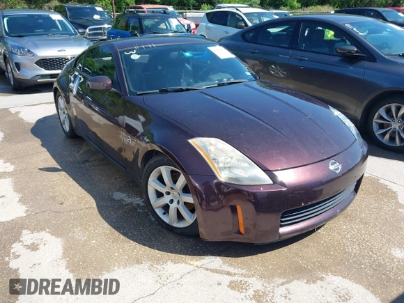 2003 Nissan 350Z Enthusiast with VIN JN1AZ34D53T118124, listed as a IAAI auction lot 42108268 with 226,959 mi miles. Bid and sale history available at carsss.com. Image 1.