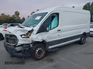 2020 Ford Transit Cargo с VIN 1FTBR1CG5LKB66925, выставлен на аукционе IAAI как лот 42449109 с пробегом Не указан миль и . История ставок и продаж доступна на DreamBid. Изображение 18.