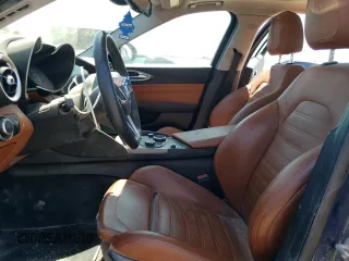 2018 Alfa Romeo Giulia Ti Sport with VIN ZARFAECN6J7583247, listed as a Copart auction lot 47470733 with 57,283 mi miles. Bid and sale history available at carsss.com. Image 7.