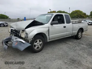 2000 Toyota Tacoma with VIN 4TAVN52N6YZ664111, listed as a Copart auction lot 60163195 with 315,732 mi miles and Salvage title. Bid and sale history available at DreamBid. Image 1.