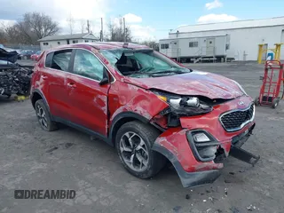 2022 Kia Sportage LX with VIN KNDPMCAC0N7002990, listed as a IAAI auction lot 42042805 with 25,789 mi miles and . Bid and sale history available at carsss.com. Image 1.