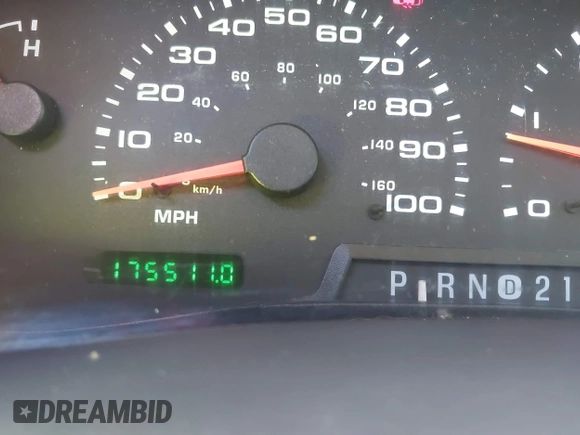 2002 Ford F-350 with VIN 1FDSF34L32EA69781, listed as a IAAI auction lot 42184745 with 175,511 mi miles and . Bid and sale history available at DreamBid. Image 7.