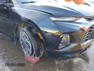 2021 Chevrolet Blazer RS с VIN 3GNKBKRS7MS557772, выставлен на аукционе IAAI как лот 41157912 с пробегом 67 550 миль миль и . История ставок и продаж доступна на DreamBid. Изображение 20.