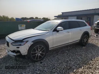 2017 Volvo V90 z VIN YV4A22NL5H1008353, wystawiony jako Copart lot #70598674 z przebiegiem 162 268 mil mil oraz Tytuł czysty. Historia ofert i sprzedaży dostępna na DreamBid. Obrazek 1.