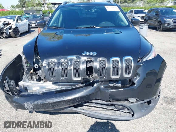 2017 Jeep Cherokee Latitude with VIN 1C4PJMCB3HW605381, listed as a IAAI auction lot 42217633 with 115,055 mi miles and . Bid and sale history available at DreamBid. Image 6.