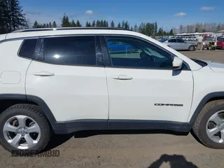2020 Jeep Compass Latitude with VIN 3C4NJDBB8LT132715, listed as a IAAI auction lot 41756399 with 971 mi miles and . Bid and sale history available at carsss.com. Image 13.
