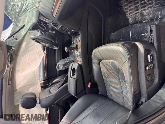 2013 Audi Q7 Premium Plus z VIN WA1LGAFE1DD003337, wystawiony jako Copart lot #61694855 z przebiegiem Nie podano mil oraz Czysty tytuł • Clean title. Historia ofert i sprzedaży dostępna na DreamBid. Obrazek 9.
