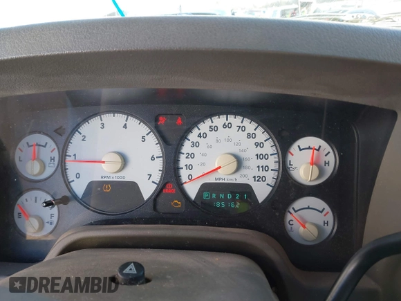2008 Dodge 1500 SLT with VIN 1D7HA18268J225949, listed as a IAAI auction lot 41395990 with 185,162 mi miles and . Bid and sale history available at DreamBid. Image 7.