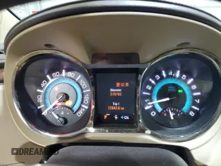 2012 Buick LaCrosse Premium 1 z VIN 1G4GD5E33CF158512, wystawiony jako Copart lot #58360135 z przebiegiem 215 782 mil mil oraz Szkoda całkowita • Salvage title. Historia ofert i sprzedaży dostępna na DreamBid. Obrazek 9.