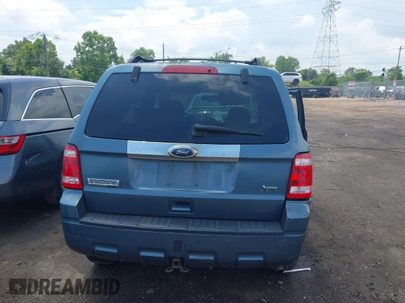 2010 Ford Escape Limited с VIN 1FMCU9EG4AKC82995, выставлен на аукционе IAAI как лот 42625491 с пробегом 279 192 миль миль и . История ставок и продаж доступна на DreamBid. Изображение 17.