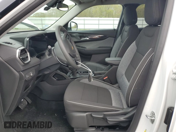 2025 Chevrolet TrailBlazer LT with VIN KL79MRSL3SB187357, listed as a Copart auction lot 55423795 with 2,430 mi miles and Clean Title. Bid and sale history available at DreamBid. Image 7.
