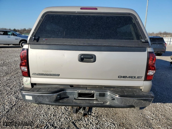 2005 Chevrolet Silverado 2500HD LS with VIN 1GCHK23U05F973102, listed as a Copart auction lot 45913155 with 0 mi miles and Salvage Title. Bid and sale history available at carsss.com. Image 6.