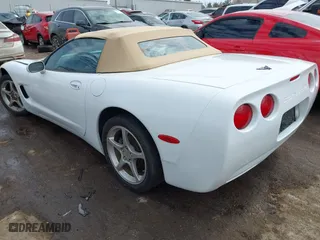 2000 Chevrolet Corvette with VIN 1G1YY32G5Y5129804, listed as a IAAI auction lot 41636683 with 86,205 mi miles. Bid and sale history available at carsss.com. Image 3.