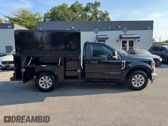 2020 Ford F-350 XL with VIN 1FDRF3A67LED30523, listed as a Copart auction lot 50744025 with 23,926 mi miles and Non repairable. Bid and sale history available at DreamBid. Image 13.