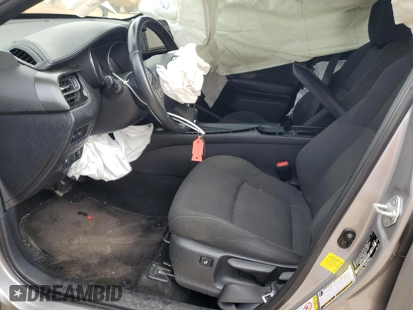 2018 Toyota C-HR XLE with VIN NMTKHMBX2JR038281, listed as a Copart auction lot 44198055 with 175,076 mi miles and Non Repairable. Bid and sale history available at carsss.com. Image 7.