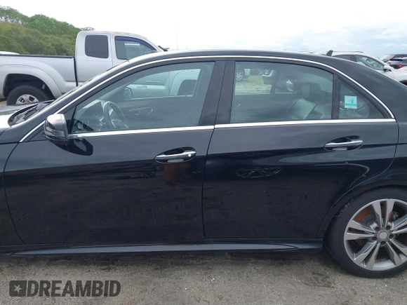 2014 Mercedes-Benz E 350 Luxury with VIN WDDHF8JB0EA907936, listed as a IAAI auction lot 40480628 with Not Provided miles and . Bid and sale history available at DreamBid. Image 14.